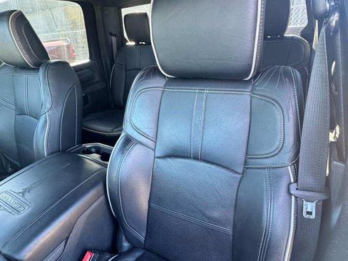 Used 2022 RAM 3500 Limited w/ Max Tow Package image 11