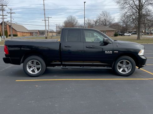 Used 2016 RAM 1500 Express w/ Popular Equipment Group image 6