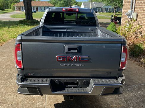 Used 2022 GMC Canyon Elevation w/ Trailering Package RWD image 10