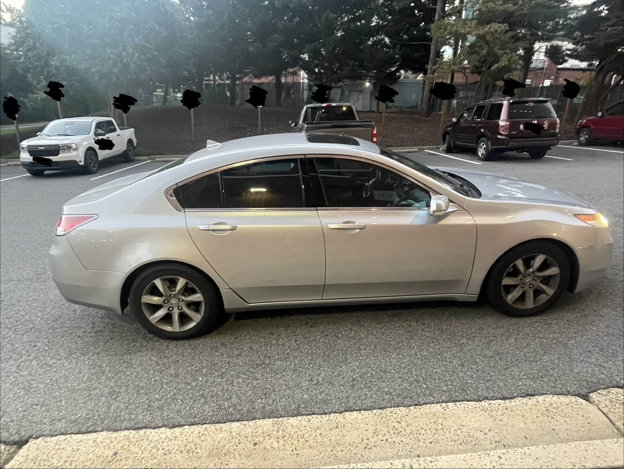 Used 2012 Acura TL FWD image 2