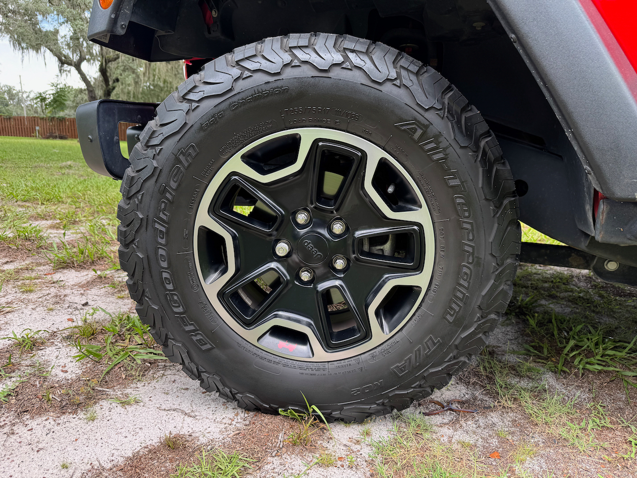 Used 2016 Jeep Wrangler Unlimited Rubicon AWD/4WD image 19