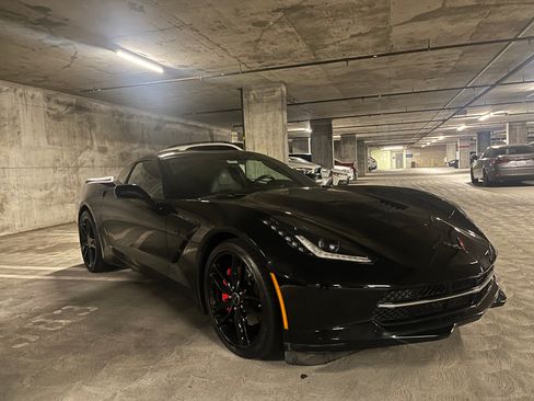 Used 2015 Chevrolet Corvette Stingray Coupe w/ 2LT Preferred Equipment Group image 24
