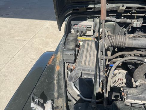 Used 2006 Jeep Wrangler X w/ Jeep 65th Anniversary Edition image 6