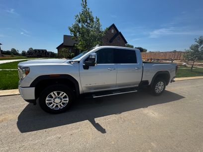 Used 2020 GMC Sierra 2500 Denali w/ Denali Ultimate Package