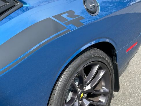 Used 2020 Dodge Challenger R/T Scat Pack w/ Shaker Package RWD image 5