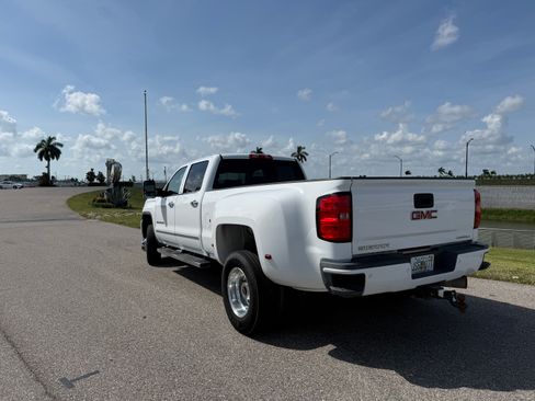 Used 2016 GMC Sierra 3500 Denali w/ Duramax Plus Package AWD/4WD image 8