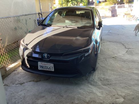 Used 2023 Toyota Corolla LE image 10
