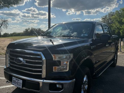 Used 2016 Ford F150 XLT w/ Equipment Group 302A Luxury image 2