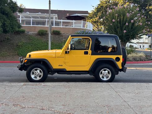 Used 2000 Jeep Wrangler SE image 8