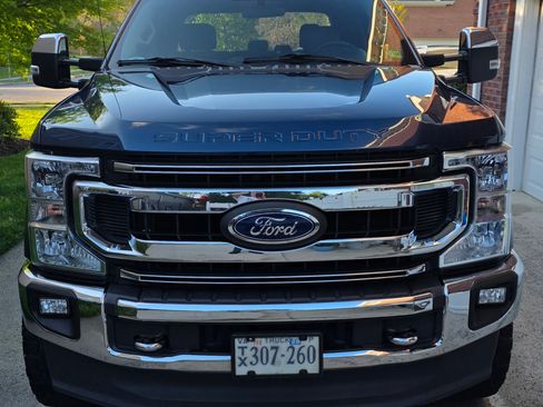 Used 2020 Ford F350 XLT w/ XLT Premium Package image 5