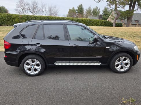 Used 2011 BMW X5 xDrive50i image 13