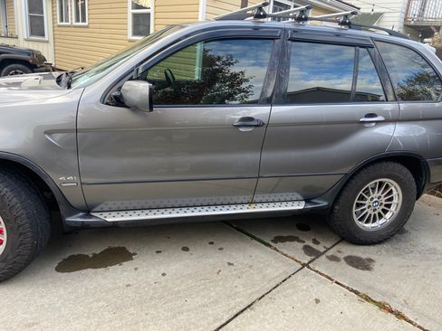 Used 2005 BMW X5 4.4i image 5