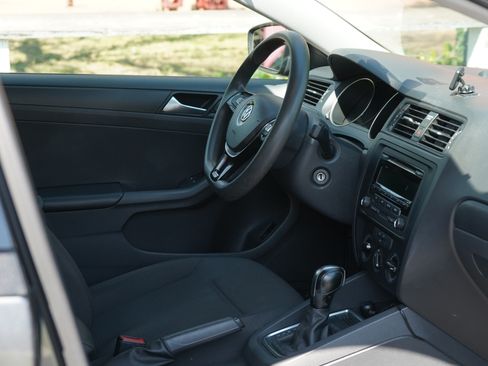 Used 2015 Volkswagen Jetta S FWD image 24