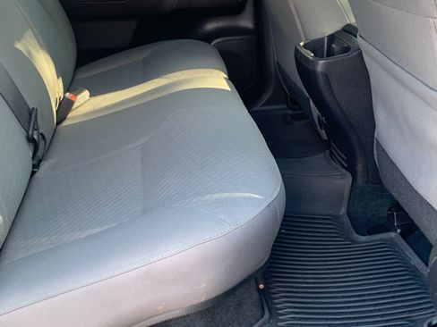 Used 2020 Toyota Tacoma SR5 image 12