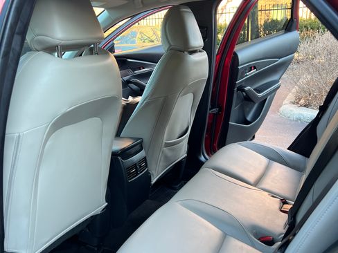 Used 2024 MAZDA CX-30 AWD 2.5 S w/ Preferred Package image 16