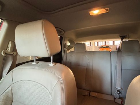 Used 2013 Nissan Rogue SL image 10