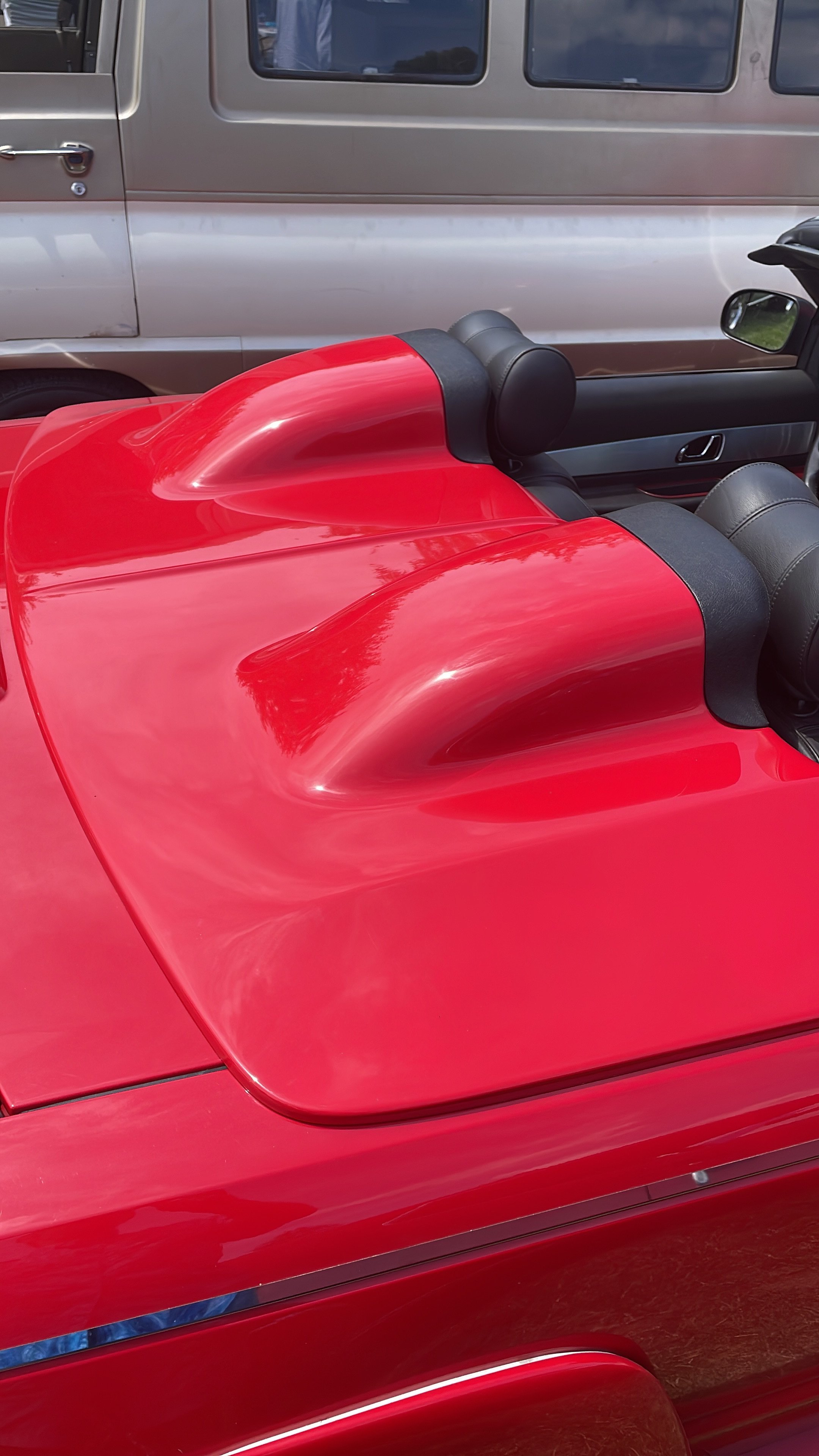 Used 2002 Ford Thunderbird RWD image 9
