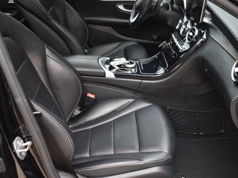 Used 2016 Mercedes-Benz C 300 4MATIC Sedan image 17