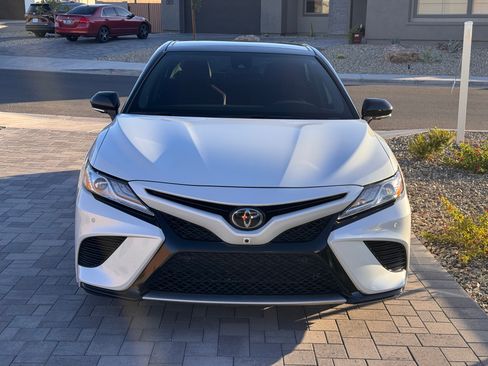 Used 2020 Toyota Camry XSE w/ Driver Assist Package FWD image 4