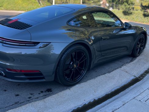 Used 2021 Porsche 911 Carrera image 11