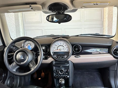 Used 2013 MINI Cooper Hardtop FWD image 11