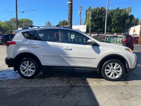 Used 2014 Toyota RAV4 Limited w/ Technology Package image 8