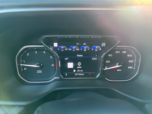 Used 2021 GMC Yukon Denali image 17