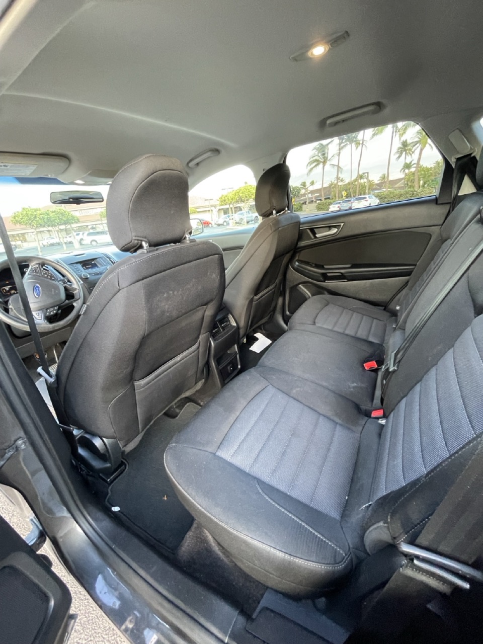 Used 2016 Ford Edge SE FWD image 6