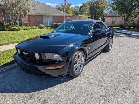 Used 2008 Ford Mustang GT image 1