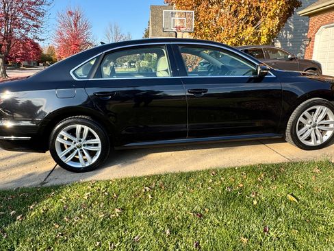 Used 2018 Volkswagen Passat 2.0T SE image 6