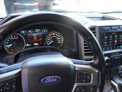 Used 2018 Ford F150 Limited w/ Trailer Tow Package image 11