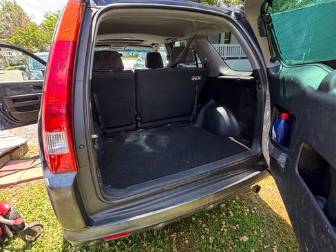 Used 2004 Honda CR-V EX image 8