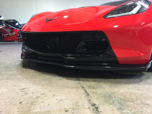 Used 2015 Chevrolet Corvette Z06 w/ 2LZ Preferred Equipment Group image 9