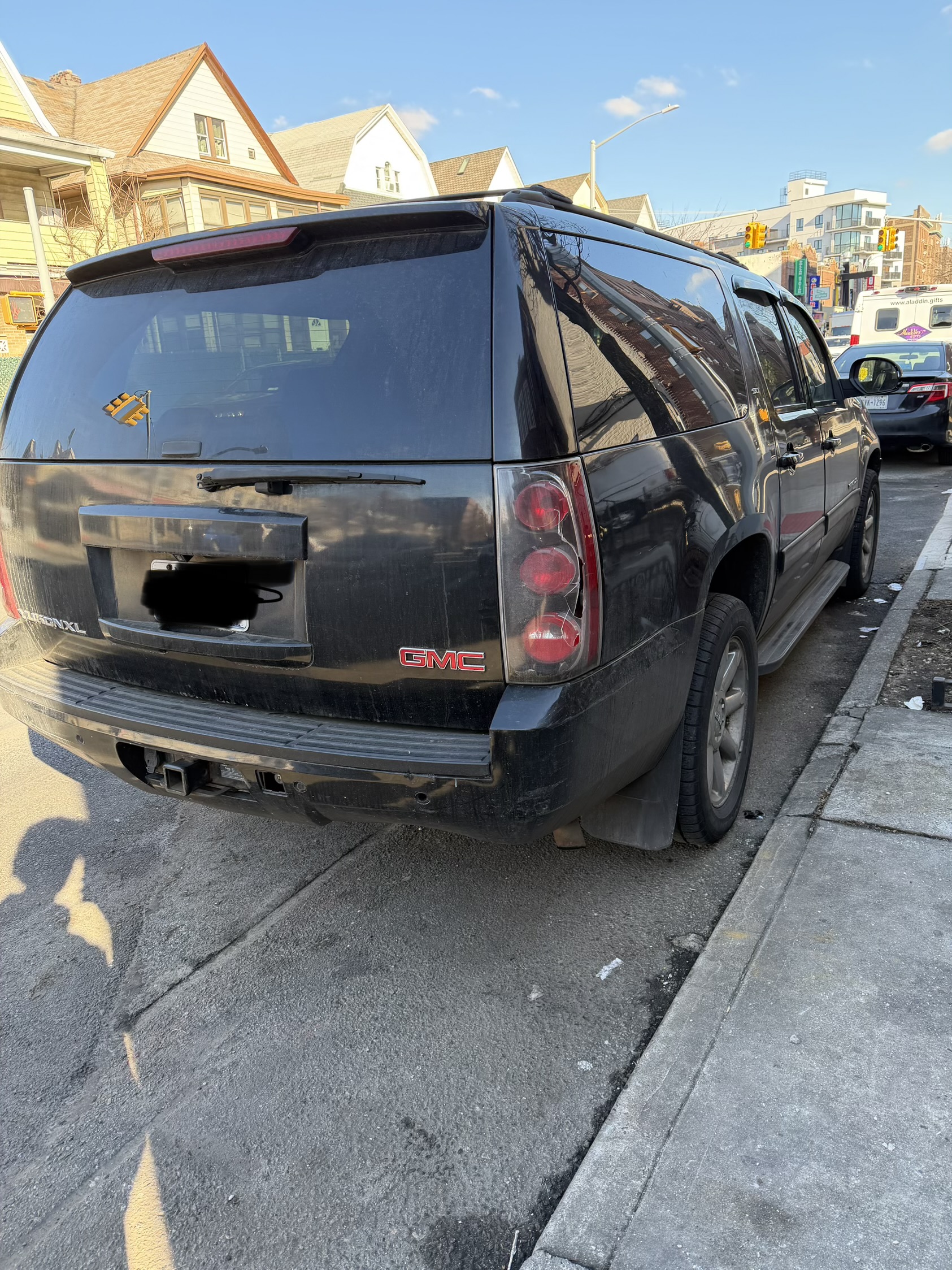 Used 2013 GMC Yukon XL SLT AWD/4WD image 10