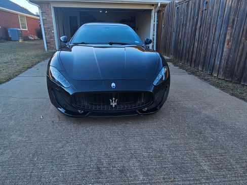 Used 2013 Maserati GranTurismo MC image 2