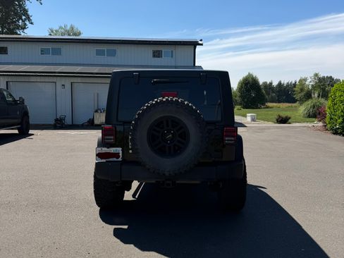 Used 2014 Jeep Wrangler Unlimited Sport w/ Quick Order Package 24S AWD/4WD image 5