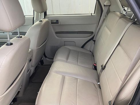 Used 2008 Ford Escape 4WD Hybrid image 9