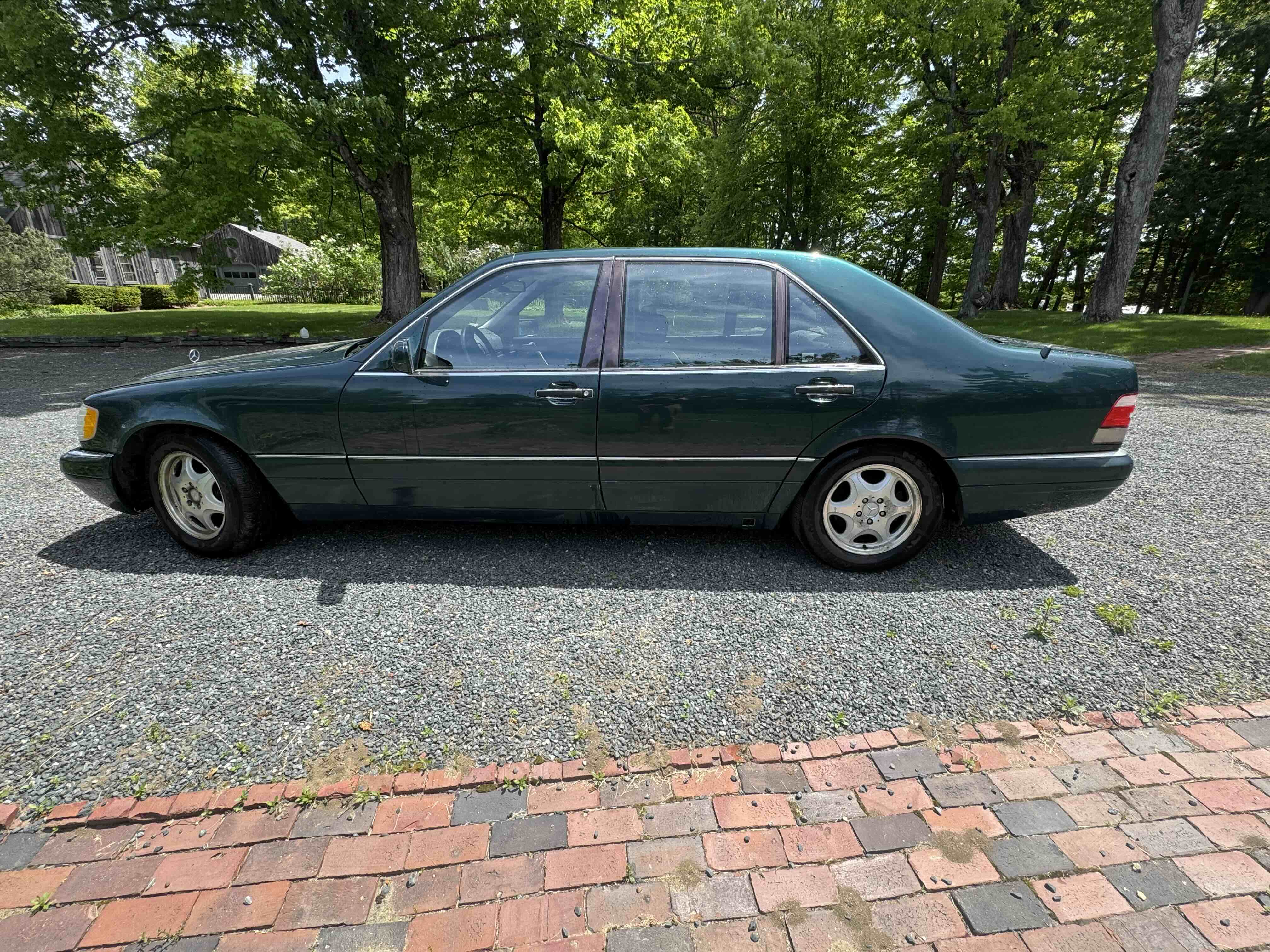 Used 1998 Mercedes-Benz S 500 Sedan image 2