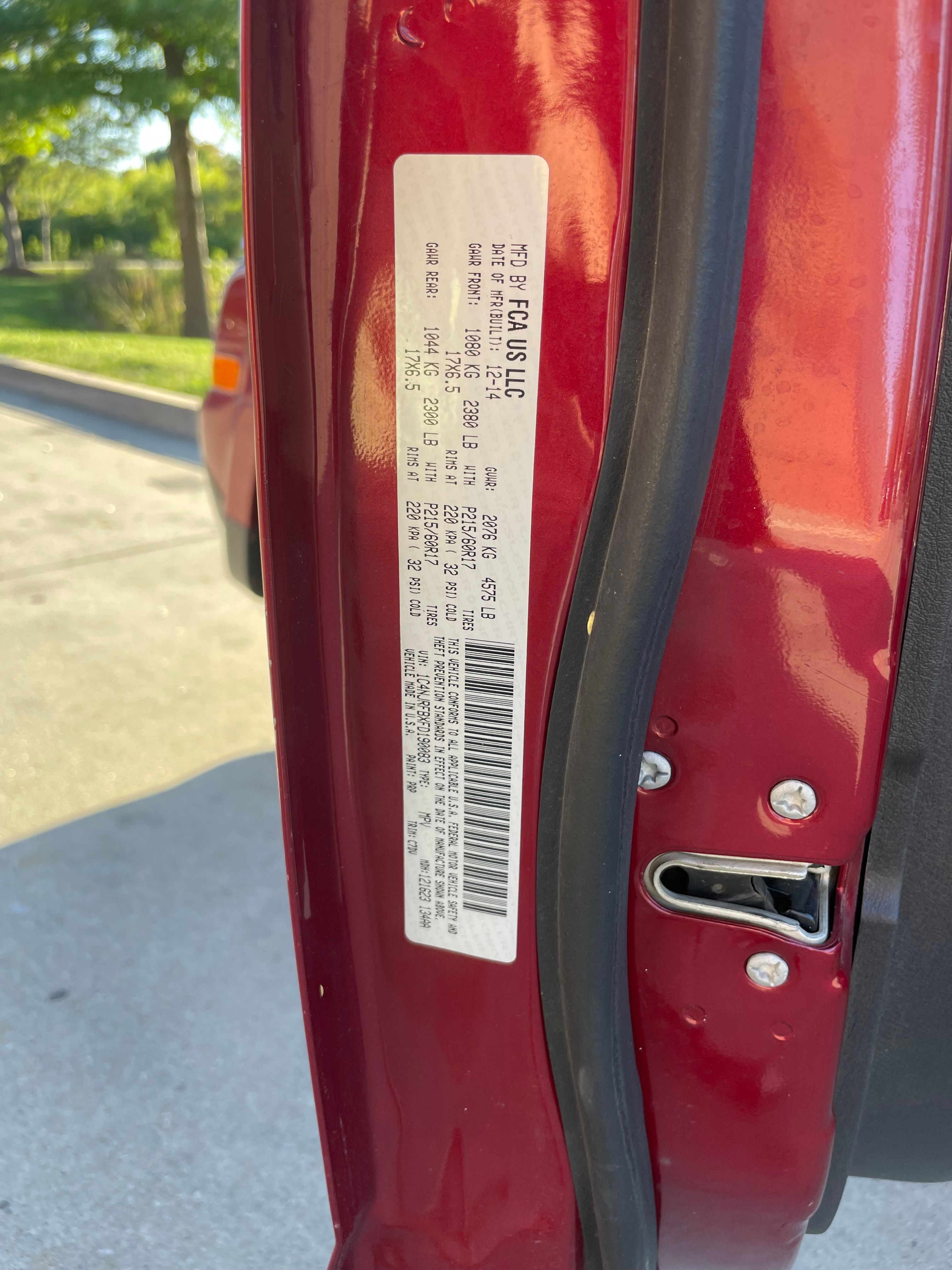 Used 2015 Jeep Patriot Latitude AWD/4WD image 13