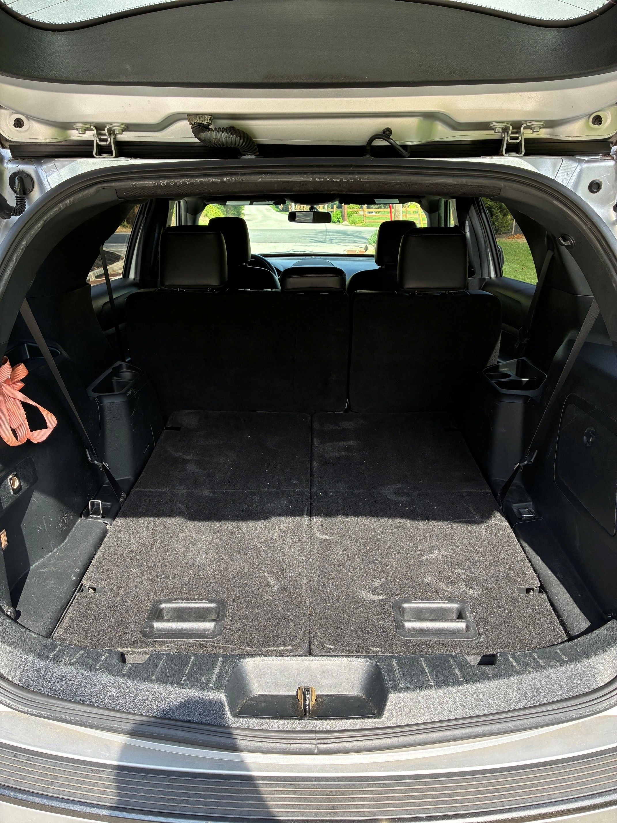 Used 2019 Ford Explorer XLT w/ Equipment Group 202A AWD/4WD image 6
