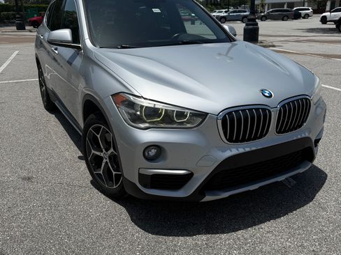 Used 2018 BMW X1 sDrive28i FWD image 6