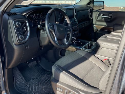 Used 2021 Chevrolet Silverado 1500 LT Trail Boss image 6