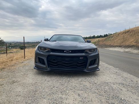 Used 2017 Chevrolet Camaro ZL1 image 14