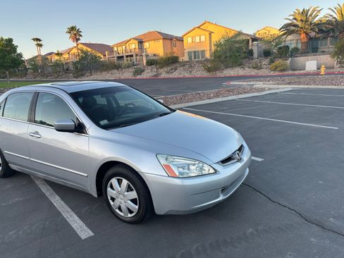 Used 2005 Honda Accord LX image 16