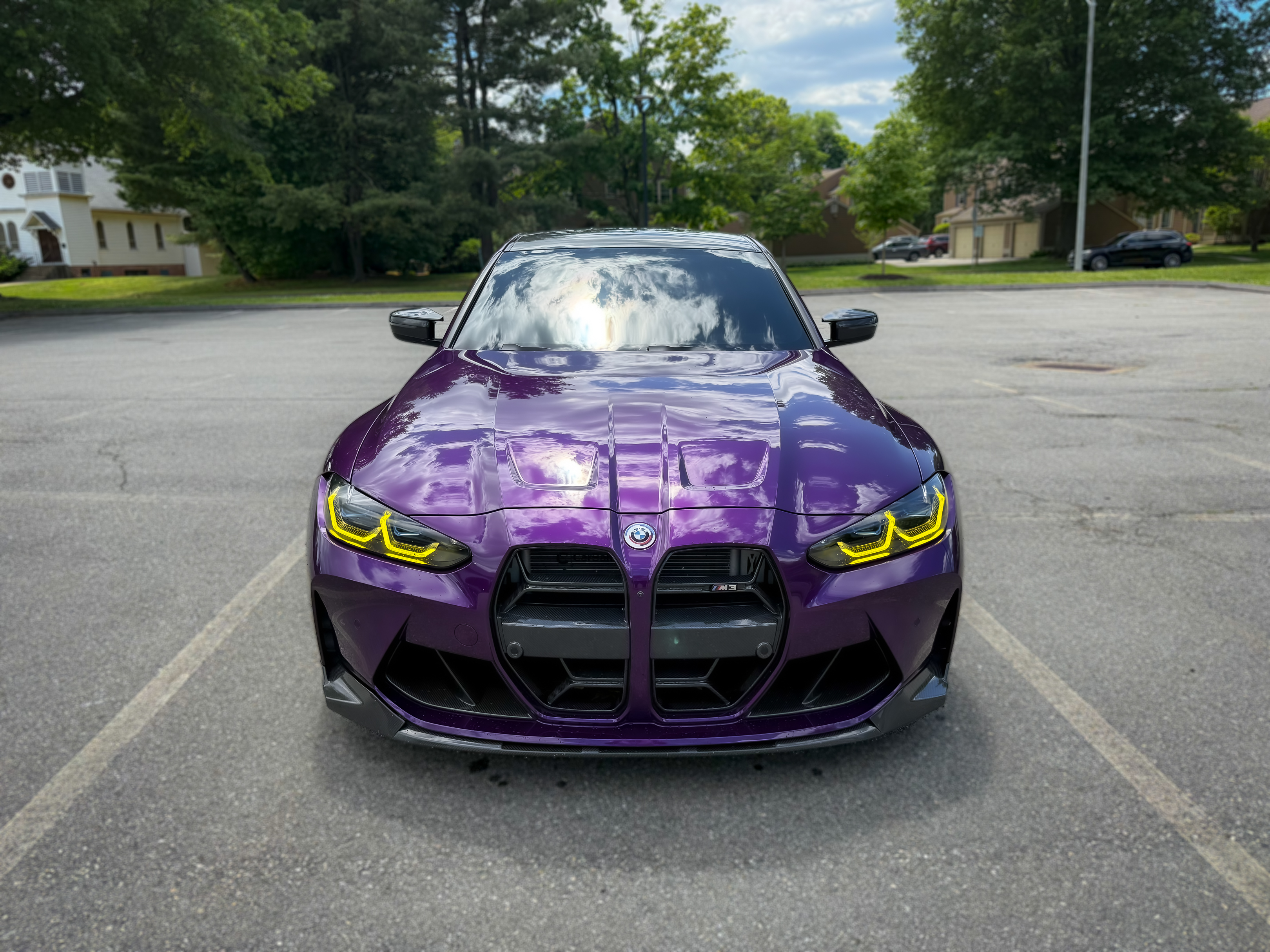 Used 2023 BMW M3 w/ M Carbon Exterior Package RWD image 2