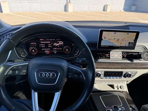 Used 2019 Audi Q5 2.0T Premium Plus image 16