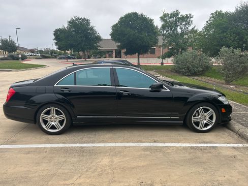 Used 2013 Mercedes-Benz S 550 image 2