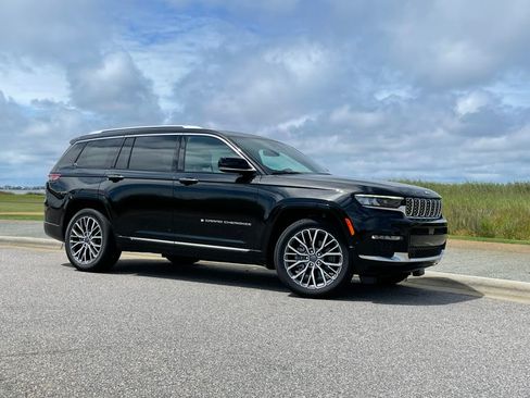 Used 2021 Jeep Grand Cherokee L Limited image 5