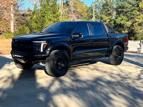 Used 2024 Ford F150 Raptor image 22