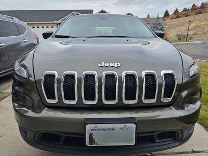 Used 2016 Jeep Cherokee Sport w/ Cold Weather Group